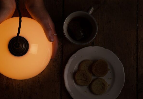 3 SIMPLE LIGHTING TIPS TO HELP YOU ACHIEVE A COSY LIVING SPACE