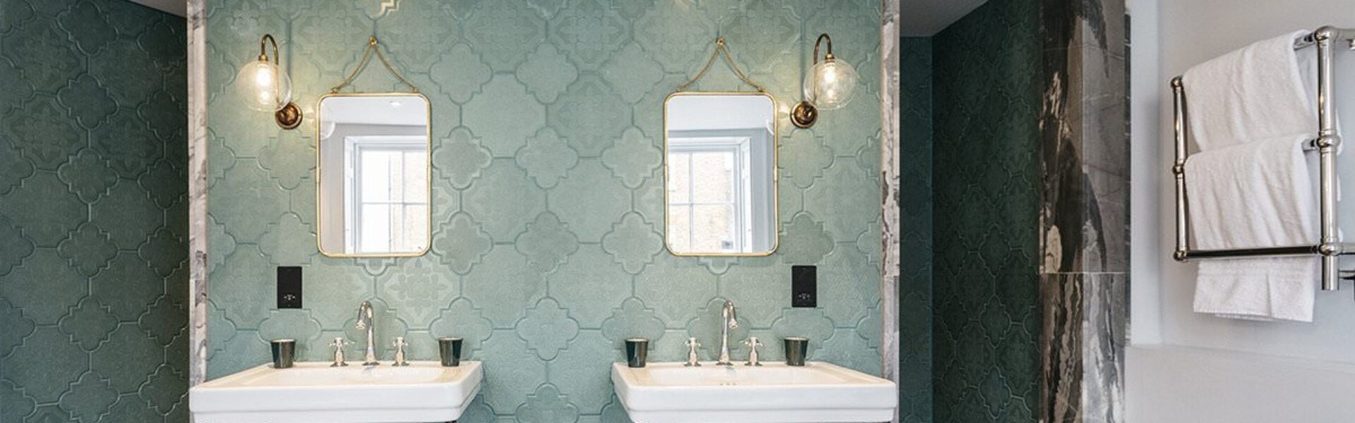 TOP 10 STYLISH IP44 BATHROOM LIGHTS